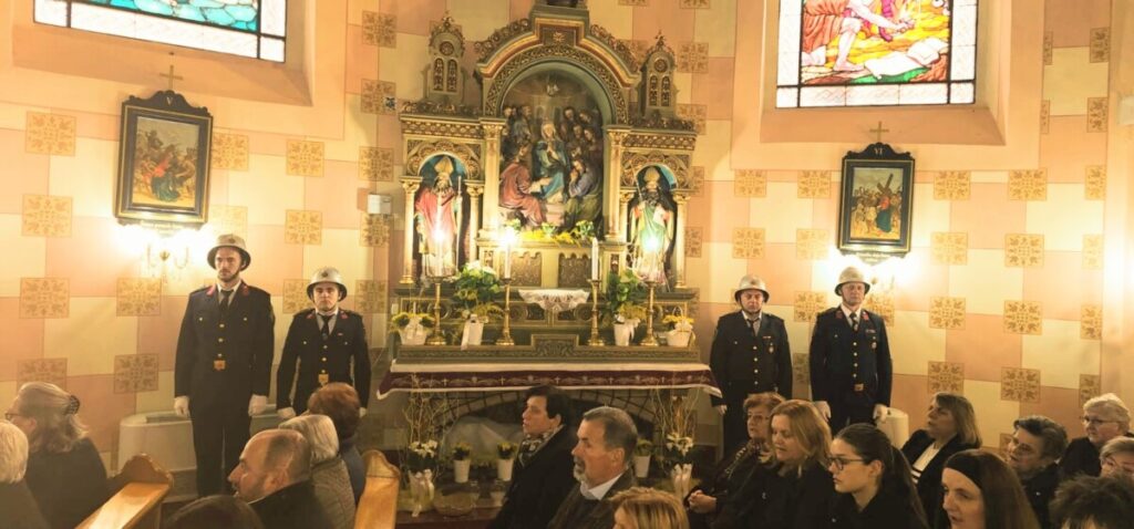 Obredi Muke Gospodnje u Vukovini: Križ koji je dotaknuo svako srce