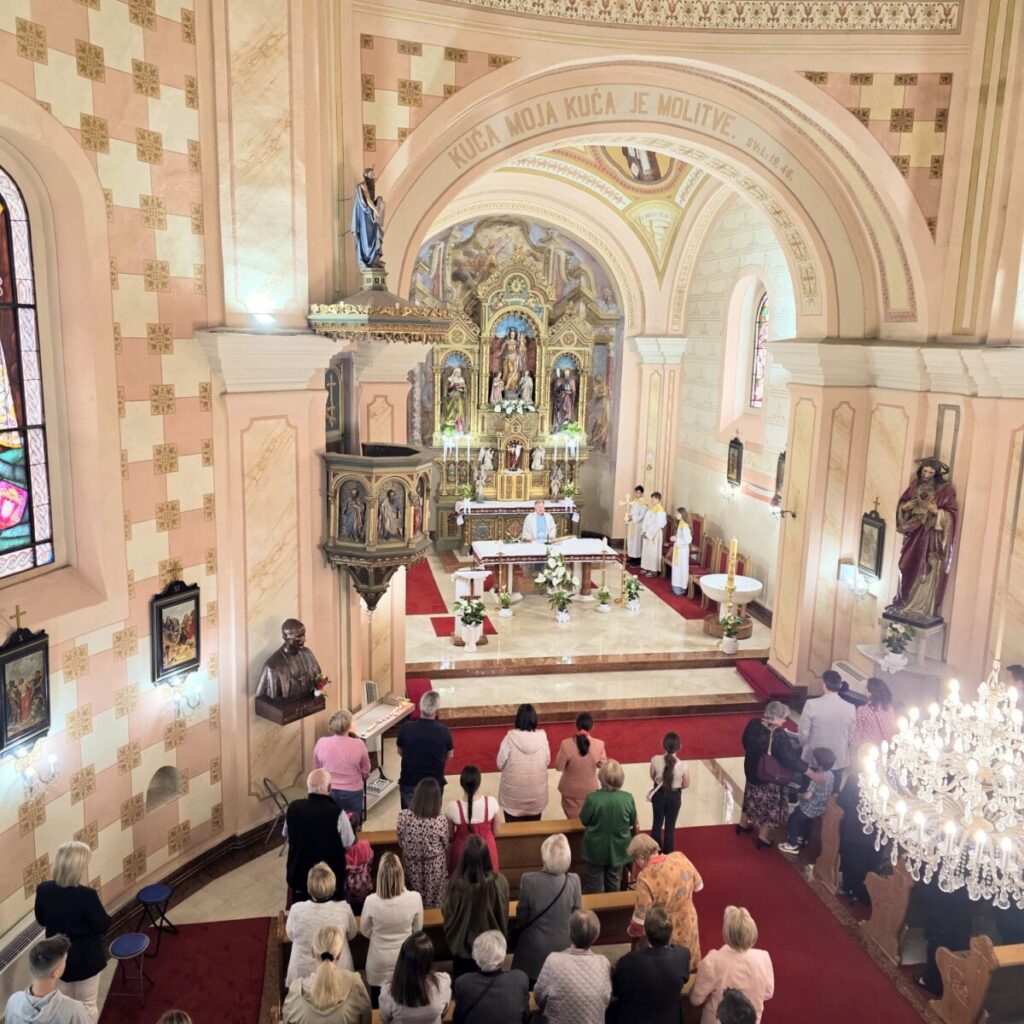 Majčin dan u Vukovini: poziv na ljubav, vjeru i zahvalnost majkama